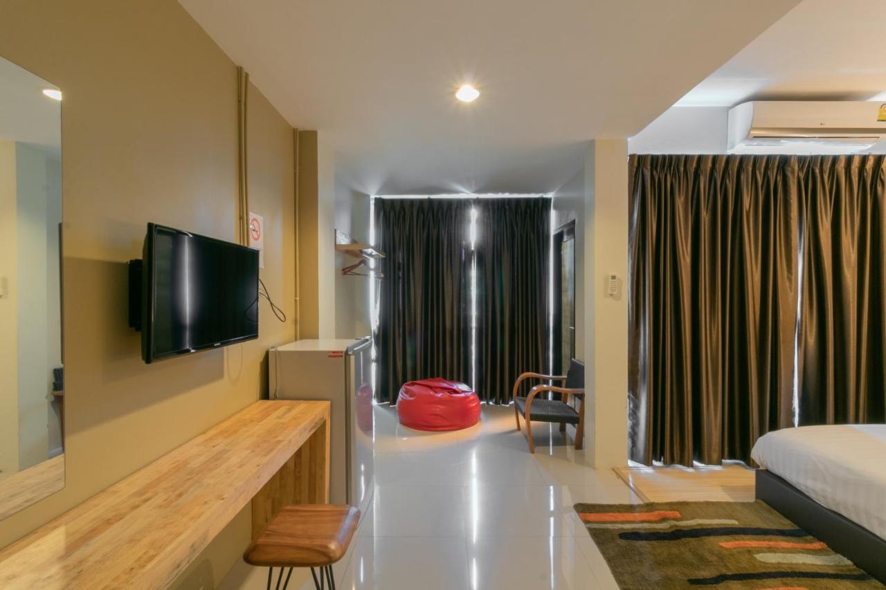 Hotel Zak Residencia Chiang Mai Exterior foto
